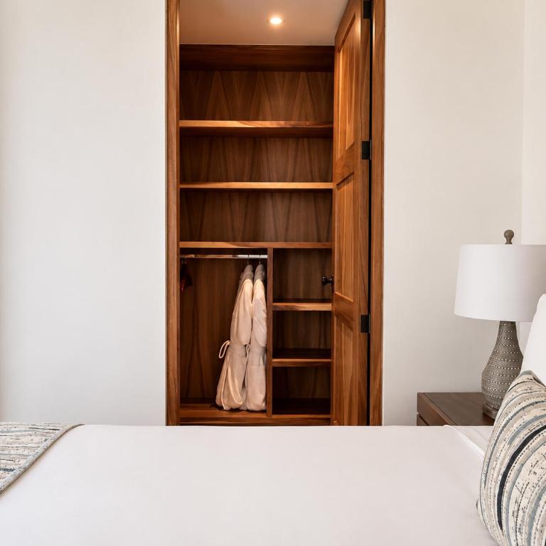Flamboyan Hotel & Residences - SIGNATURE TWO BEDROOM RESIDENCE - 9