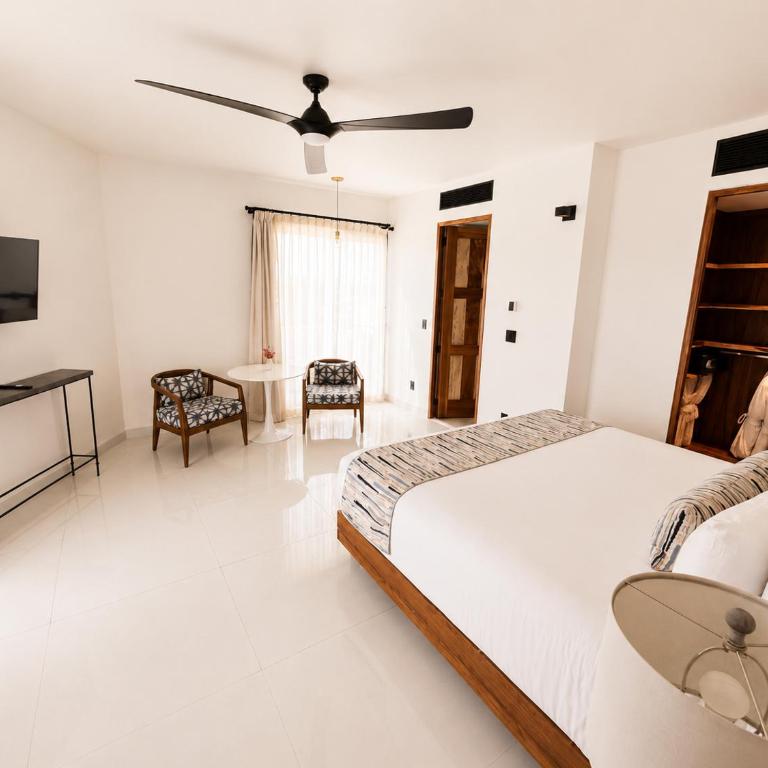 Flamboyan Hotel & Residences - SIGNATURE TWO BEDROOM RESIDENCE - 11