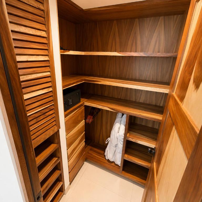 Flamboyan Hotel & Residences - SIGNATURE TWO BEDROOM RESIDENCE - 6