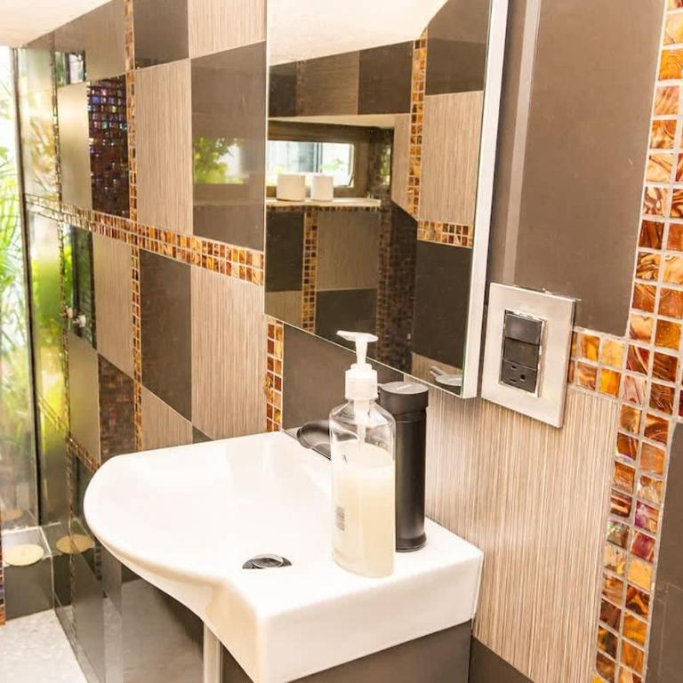 Bonita casa Familiar con Alberca Jacuzzi & Rooftop - Apartamento - 52