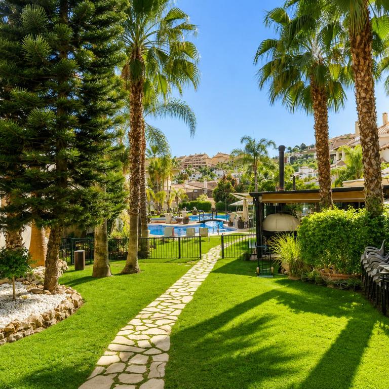 Aloha Hill Club Premium Apartment in Marbella - Pools, Restaurant, Gym, Wlan, Garage - Apartamento Deluxe de 2 dormitorios - 25