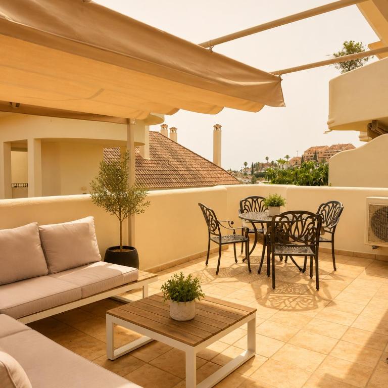 Aloha Hill Club Premium Apartment in Marbella - Pools, Restaurant, Gym, Wlan, Garage - Apartamento Deluxe de 2 dormitorios - 15