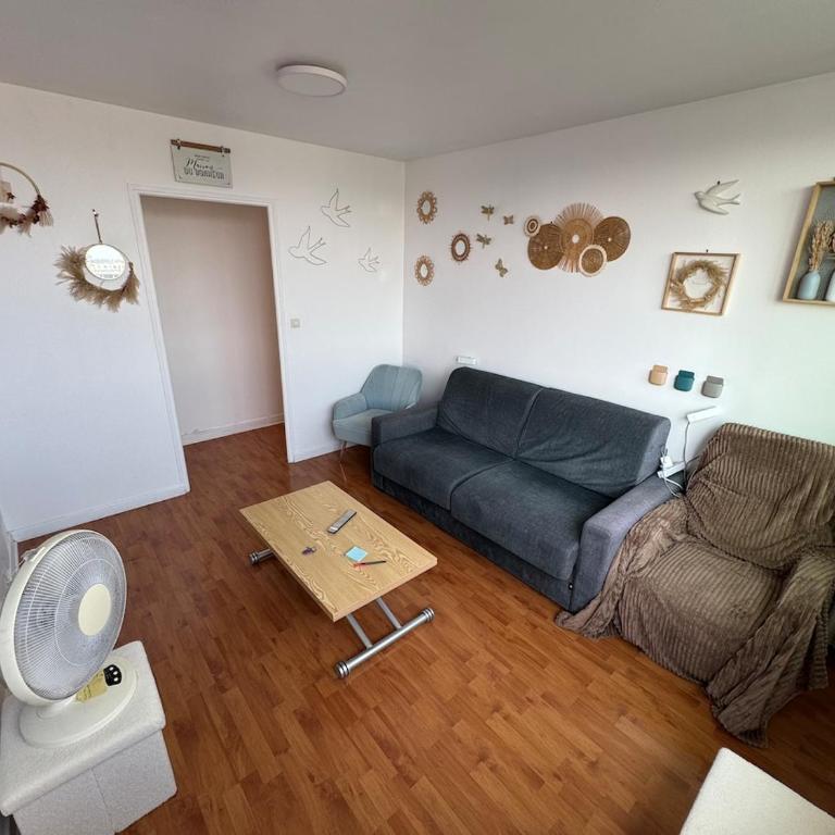 Bright 2 rooms apartment - Metro - Lively neighborhood - Appartement 1 Chambre - 12
