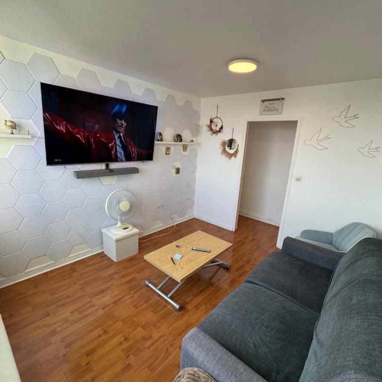 Bright 2 rooms apartment - Metro - Lively neighborhood - Appartement 1 Chambre - 28