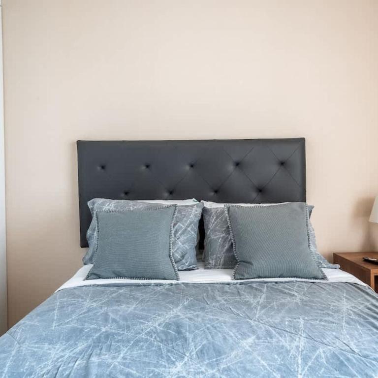 Bright 1-Bedroom Apartment with View - Apartment - 6