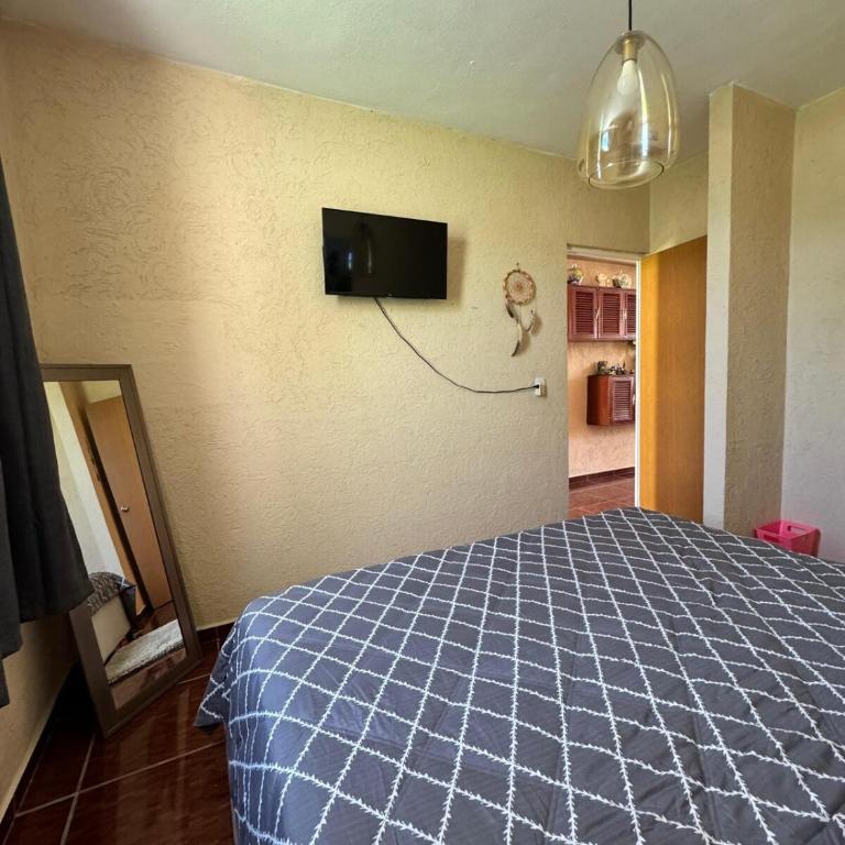 Beautiful, Comfortable Mexican-Style House - Two-Bedroom House - 10
