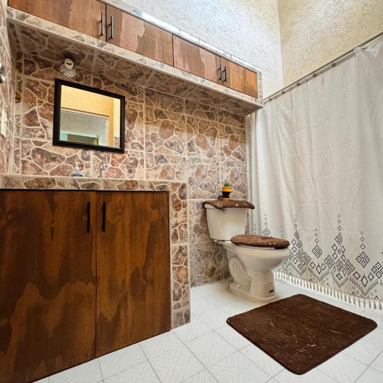 Beautiful, Comfortable Mexican-Style House - Two-Bedroom House - 15