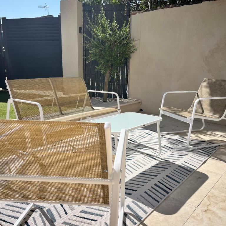 Mazet St Antoine Jardin Clim proche centre - Maison 2 Chambres - 15