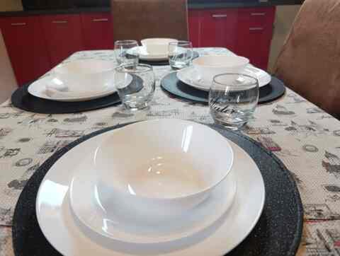 Charming Two-Room Apartment - Large Living Room & Kitchen - Appartement 1 Chambre - 13