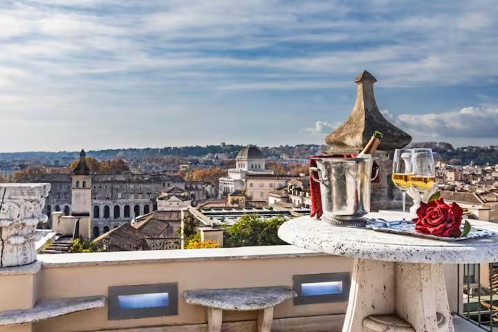 2 Bedroom Luxury Apartment Piazza Venezia Rome - Villa con 2 Camere da Letto - 18