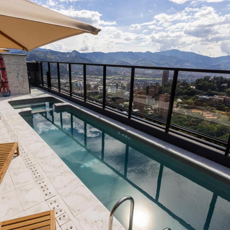 Luxury City View Apartment Las Palmas Alto with Pool, Gym & Jacuzzi - Two-Bedroom Apartment - 22
