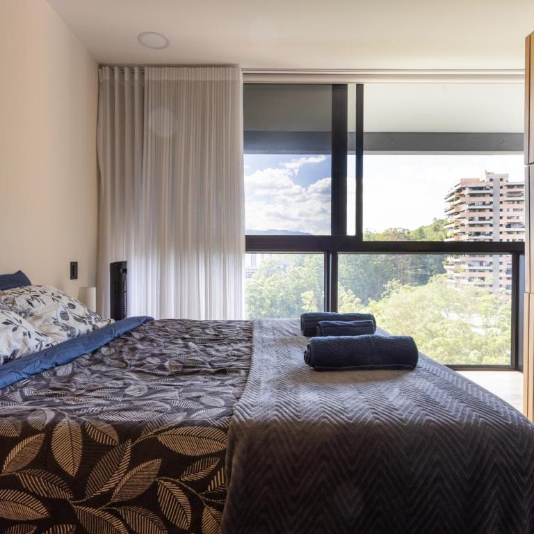 Luxury City View Apartment Las Palmas Alto with Pool, Gym & Jacuzzi - Two-Bedroom Apartment - 44