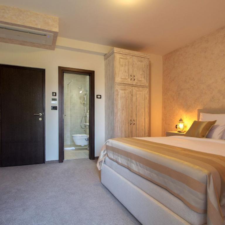 Hotel Helada - Deluxe Double or Twin Room - 1