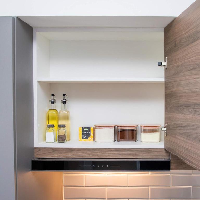 Stylish Hassler One-Bedroom with Pool Gym - Apartamento - 16