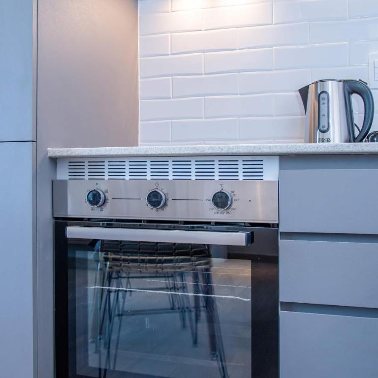 Stylish Hassler One-Bedroom with Pool Gym - Apartamento - 15