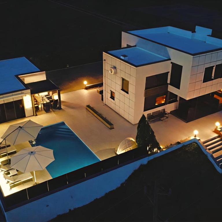 Cube - Villa & Pool - Deluks Vila - 1