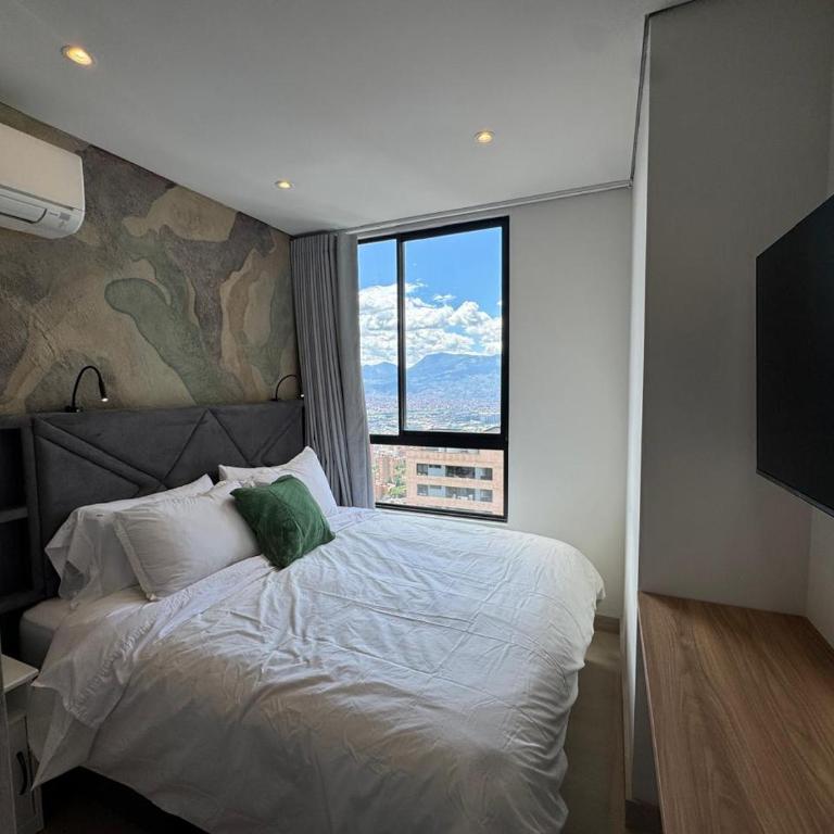 Grand by iHost - Two-Bedroom Deluxe Apartment with Balcony - 3