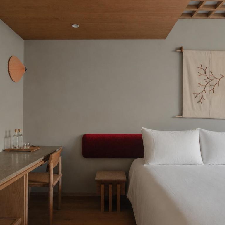 Wake Medellin, a Member of Design Hotels - Deluxe Junior Suite - 2