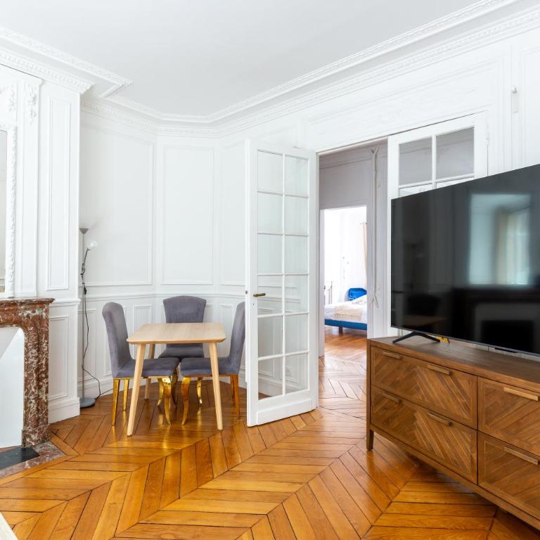 Prestigious 4BR - Sleeps 9 - Eiffel Tower - Appartement 4 Chambres de Luxe - 54