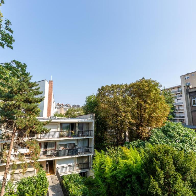 Trocadero - Elegant 2BR - Terrace - Appartement 2 Chambres avec Balcon et Terrasse - 50