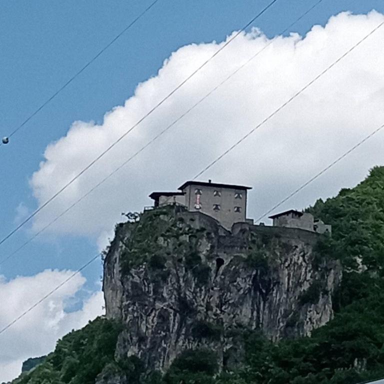 lake idro castle view - Appartamento con 2 Camere da Letto - 45