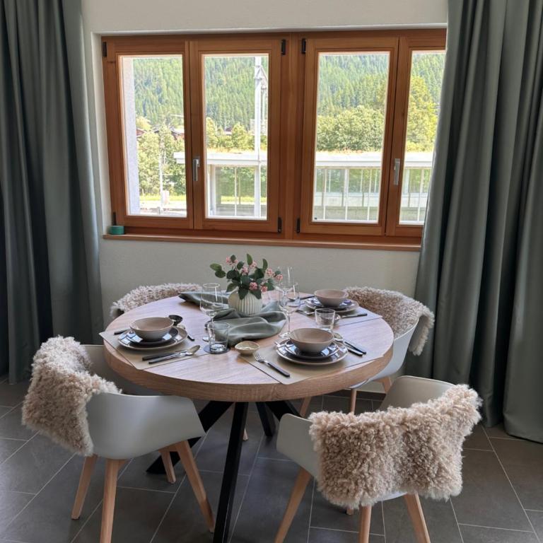 Modernes Apartment am Bahnhof Reckingen - One-Bedroom Apartment with Terrace - 18