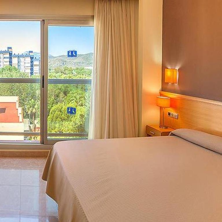 Hotel RH Gijón & Spa - Habitación Doble con balcón - 4