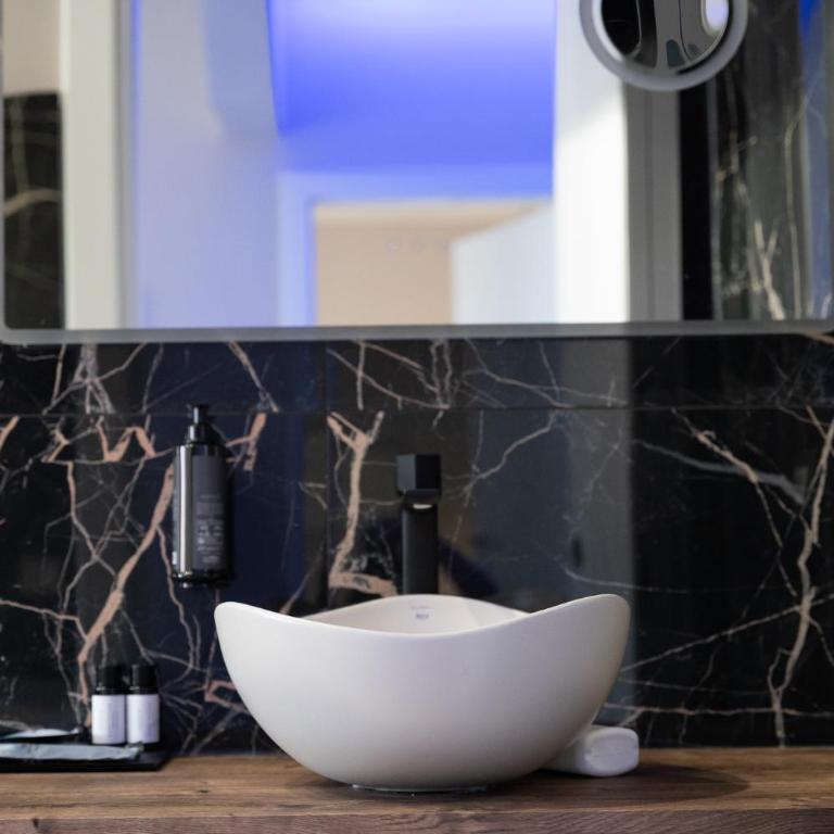VELARIS Luxury Suite & SPA - SELF CHECK IN - Appartement 1 Chambre - 39
