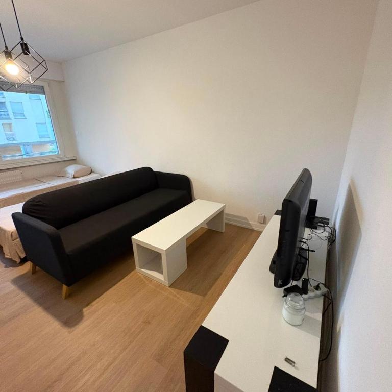 Bes Appart City - 40 m2, centre-ville, rénové - Appartement 2 Chambres - 18