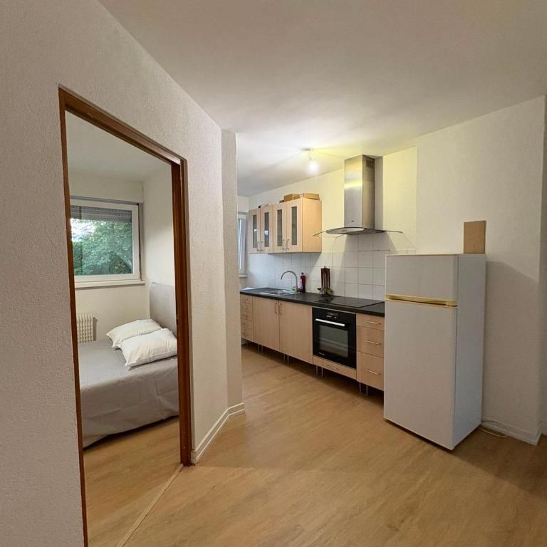 Bes Appart City - 40 m2, centre-ville, rénové - Appartement 2 Chambres - 1