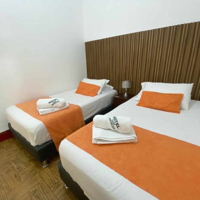 Hotel Los Ángeles - Twin Room - 2