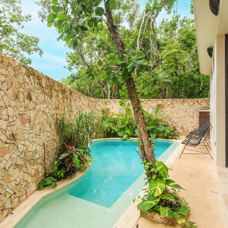 Eco Luxury with Garden Bathtub and Private Pool - Three-Bedroom Apartment - 1