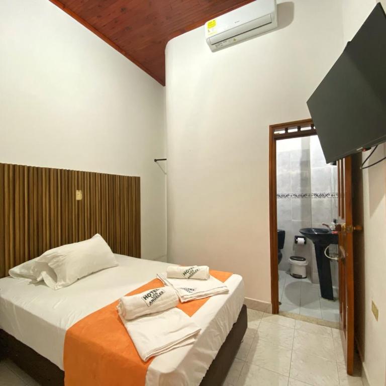 Hotel Los Ángeles - Double Room - 2