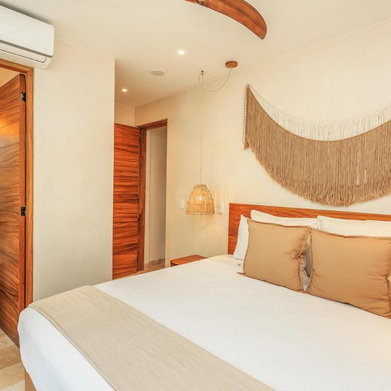 Eco Luxury with Garden Bathtub and Private Pool - Three-Bedroom Apartment - 14