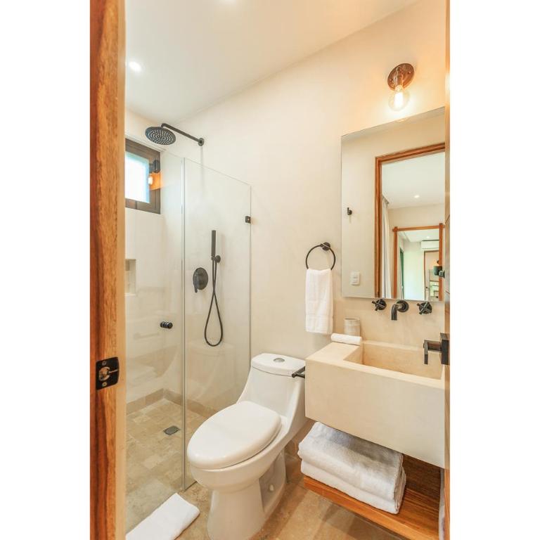 Eco Luxury with Garden Bathtub and Private Pool - Three-Bedroom Apartment - 19