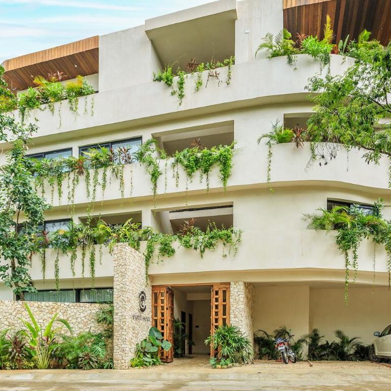 Eco Luxury with Garden Bathtub and Private Pool - Three-Bedroom Apartment - 21