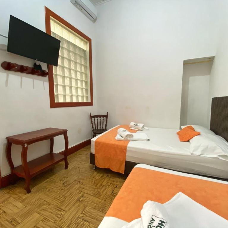 Hotel Los Ángeles - Triple Room - 3