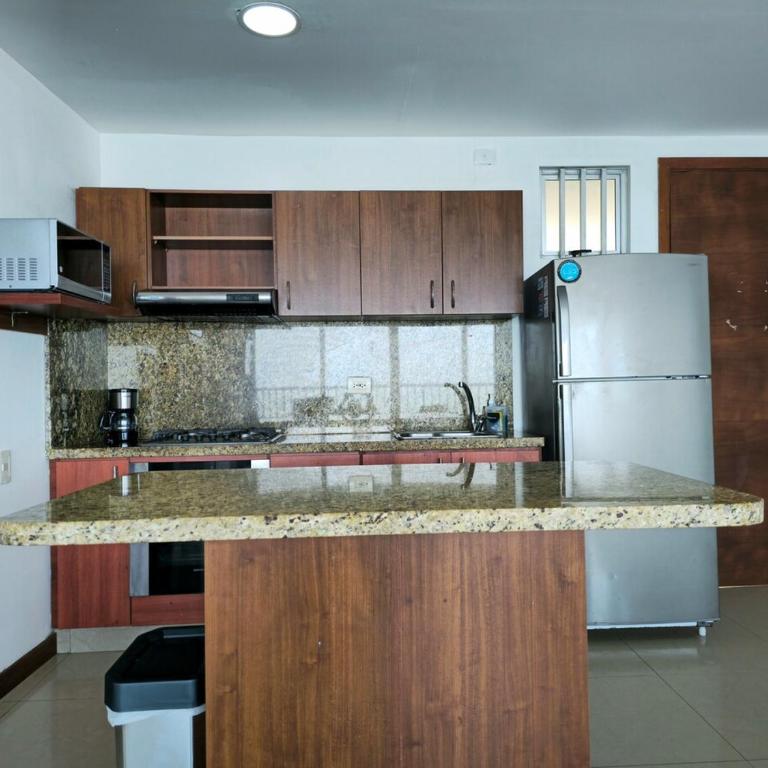 Beachfront Apartment in Bocagrande - Two-Bedroom Apartment - 25