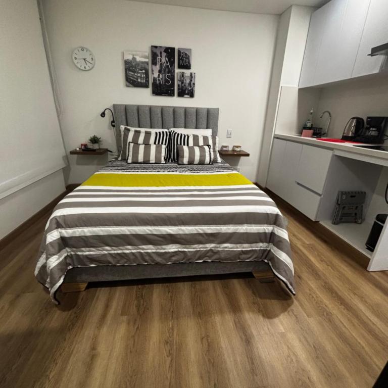 Apartaestudio cerca a Monserrate - One-Bedroom Apartment - 1