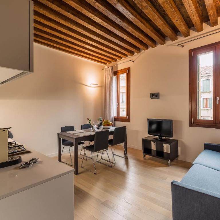 Charming Palace Corte del Teatro - Appartamento Deluxe con 2 Camere da Letto - 9
