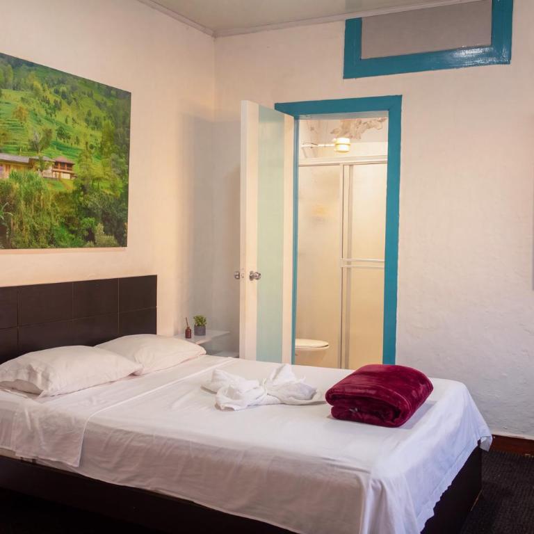 Hotel Casa Rosario - Habitación Doble con baño privado - 4