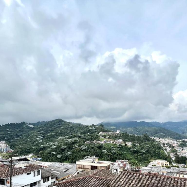 HOSTARA EDIFICIO CAPITALIA, El Cable, Manizales - Apartment with Mountain View - 14