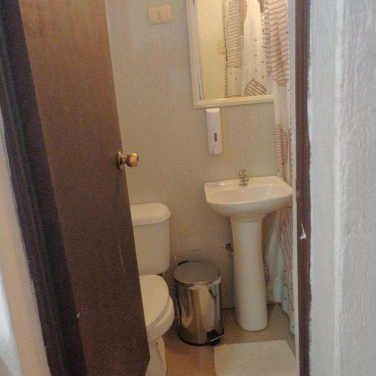 San pedro Hostal - Comfort Quadruple Room - 5