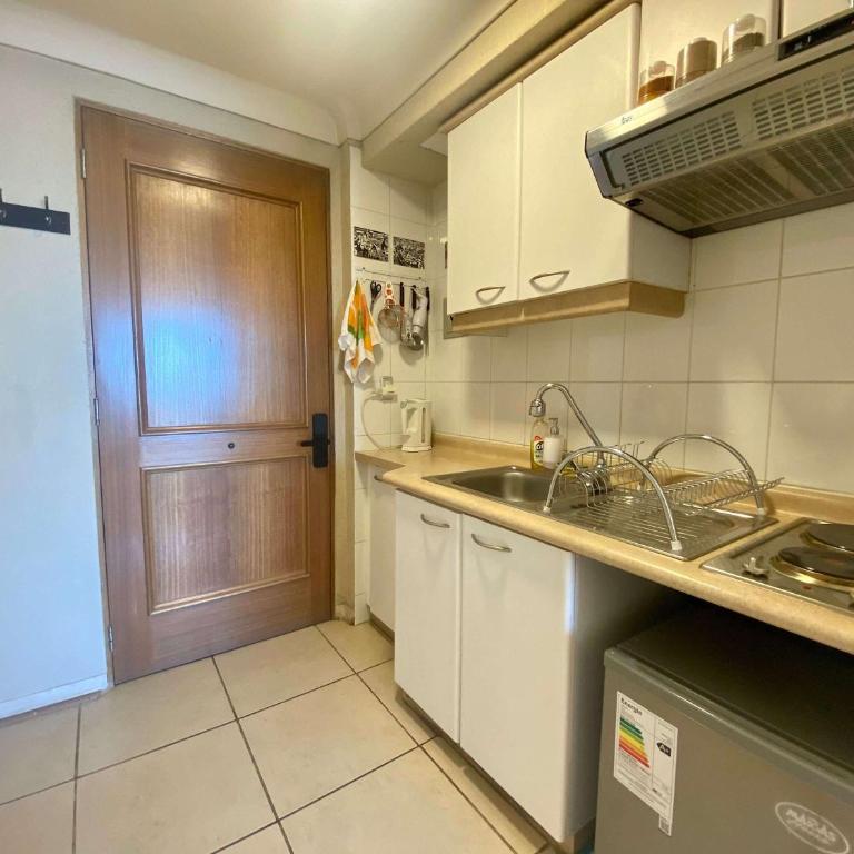 Oceanfront Studio Pool AC Parking Cerro Castillo - Apartamento Estudio con vistas al mar - 11
