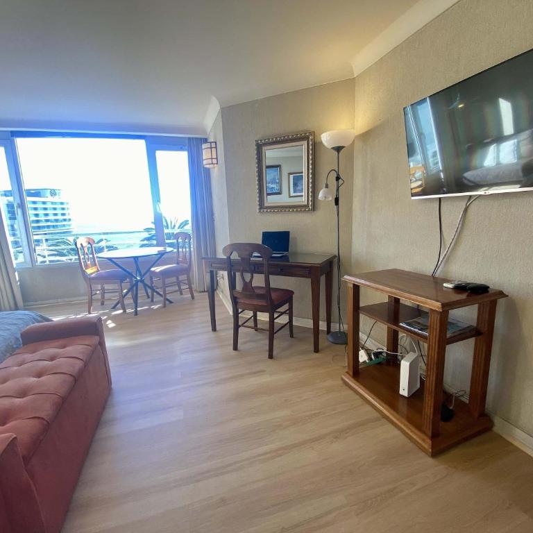Oceanfront Studio Pool AC Parking Cerro Castillo - Apartamento Estudio con vistas al mar - 13