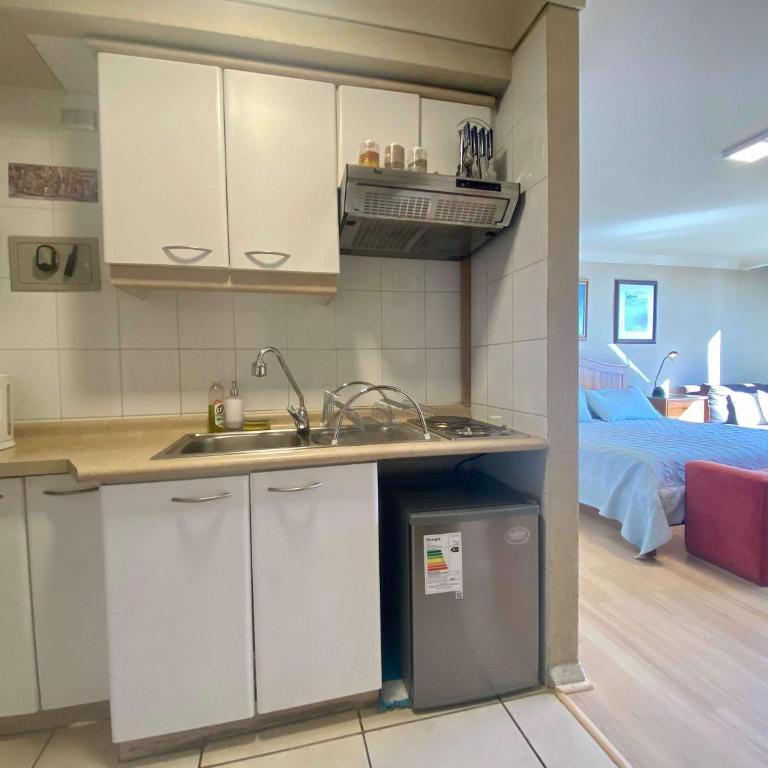 Oceanfront Studio Pool AC Parking Cerro Castillo - Apartamento Estudio con vistas al mar - 12
