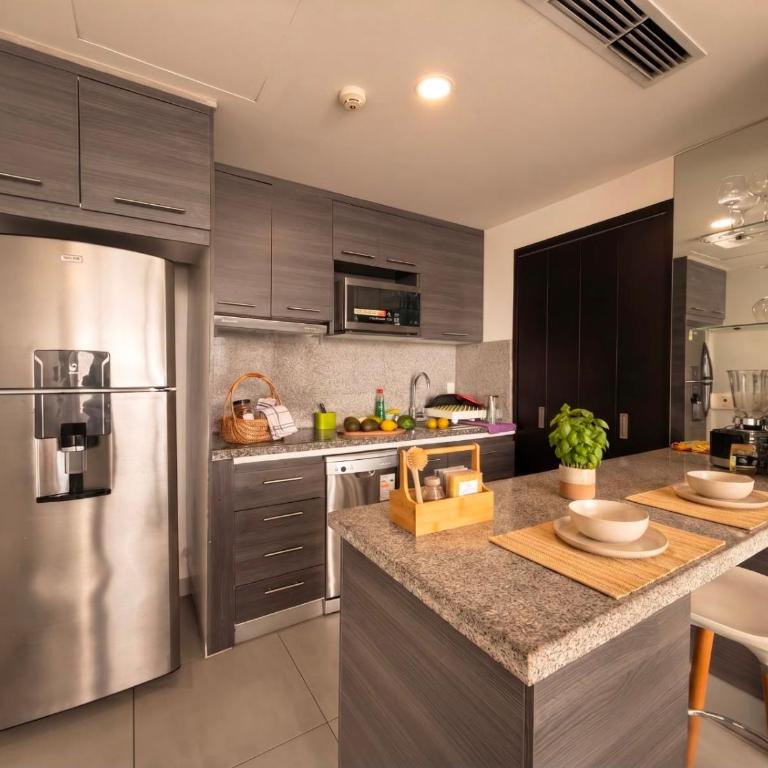 Departamento de 3 habitaciones frente a Mall del Sol - 5 min del aeropuerto - Two-Bedroom Apartment - 23