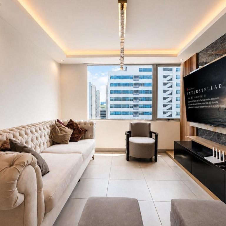 Departamento con habitaciones cerca de centro comercial, aeropuerto - Apartamento de 2 dormitorios con vistas a la ciudad - 16