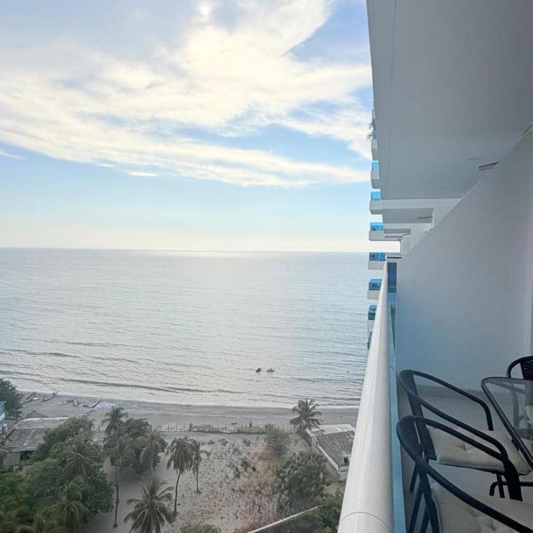 HOSTARA RESERVA DEL MAR, Salida al Mar, 6 Piscinas, Santa Marta - Studio Apartment with Sea View - 99