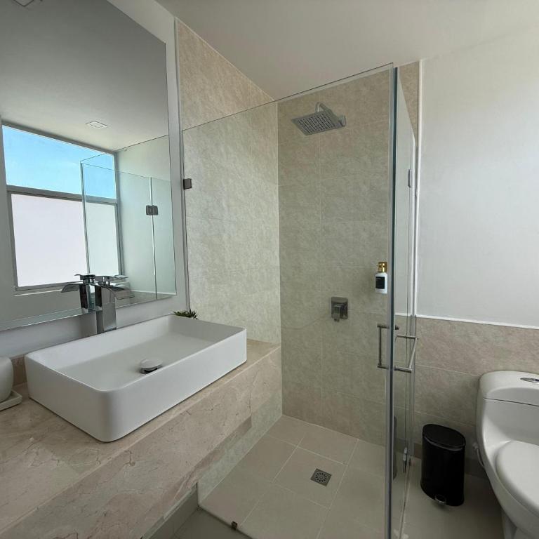 Apartamento Exclusivo Rodadero a 2 min de la Playa - Apartamento - 13